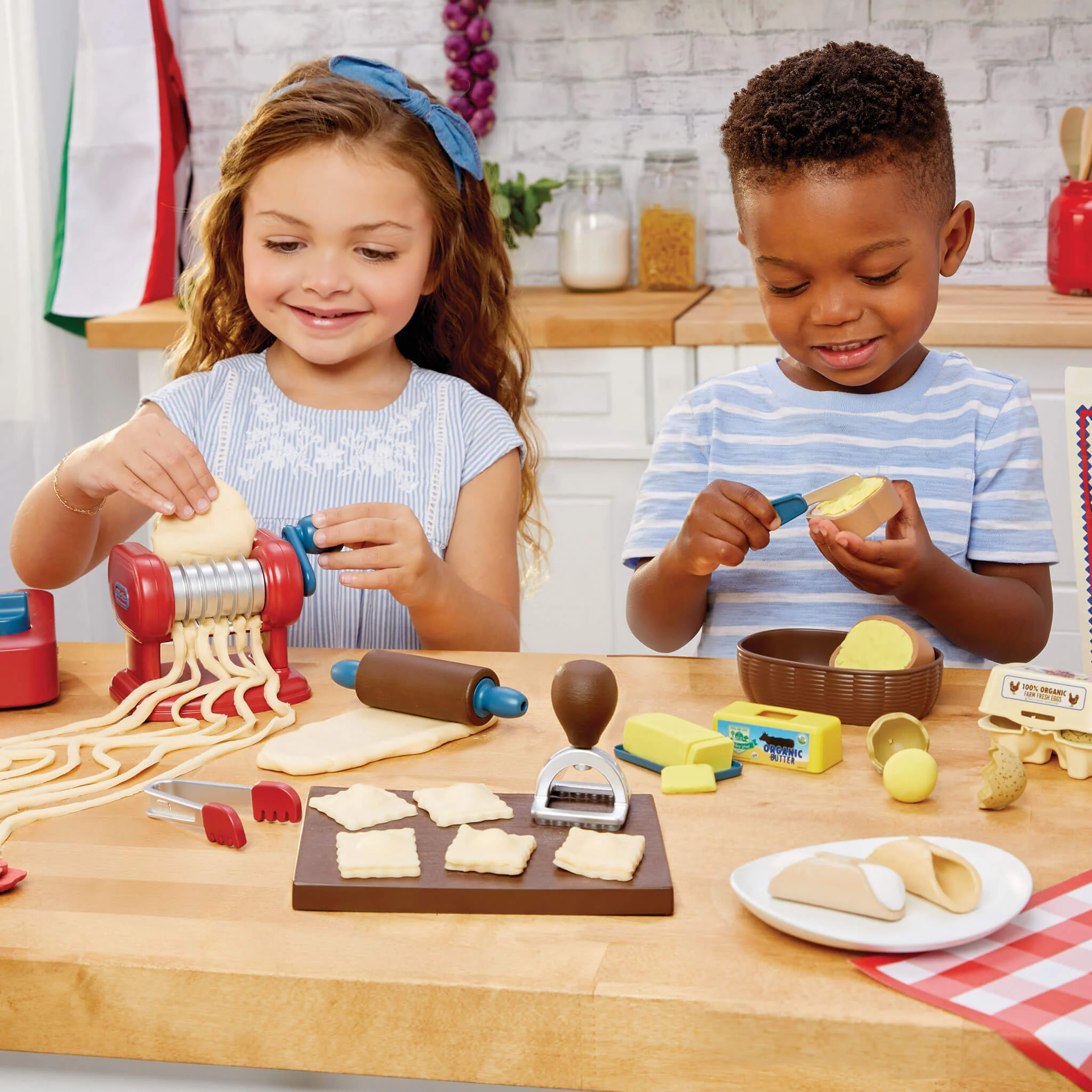 Little Tikes Creative Chefs Italian Restaurant Kit - Image 2